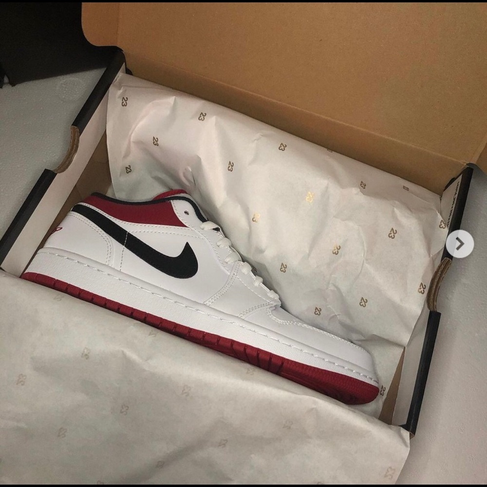 Jordan 1 low